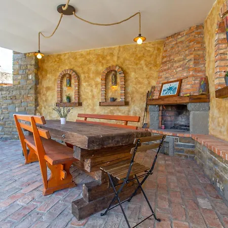 3 Bedroom Awesome In * Šmarje