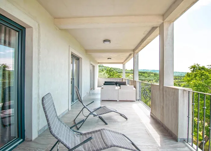 Appartement In With Wifi Šmarje